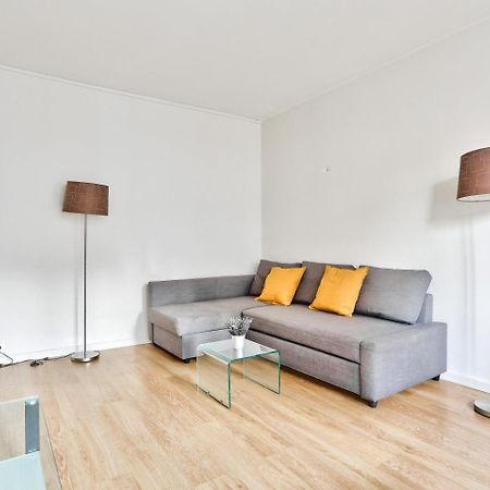 Appartement Quartier Tour Eiffel Parc Du Champ-De-Mars Parigi Esterno foto